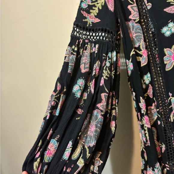 FREE PEOPLE Boho Flowy Tunic, Crochet Details Top - Picture 10 of 13